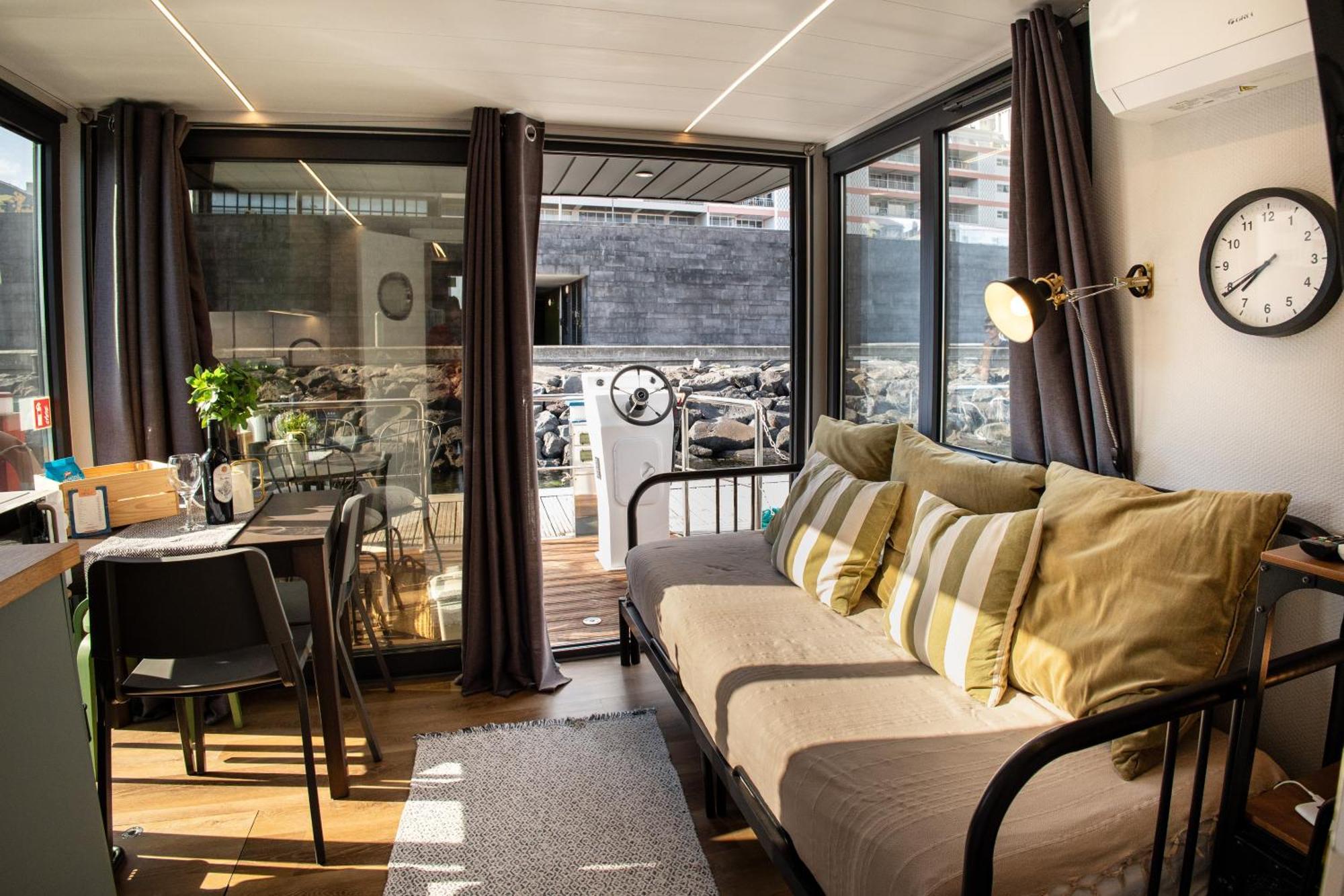 The Homeboat Company Ponta Delgada-Acores Luaran gambar