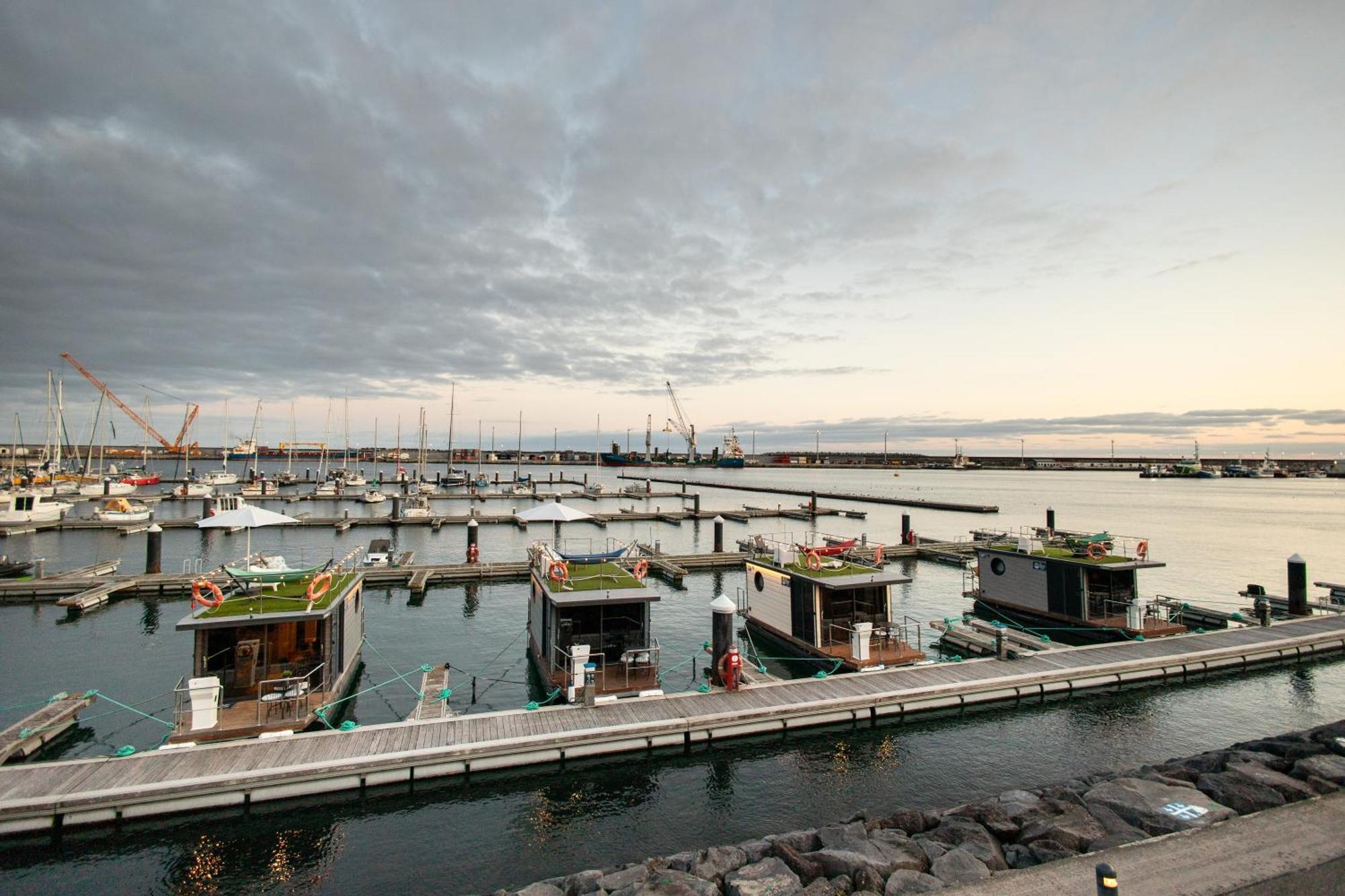 The Homeboat Company Ponta Delgada-Acores Luaran gambar