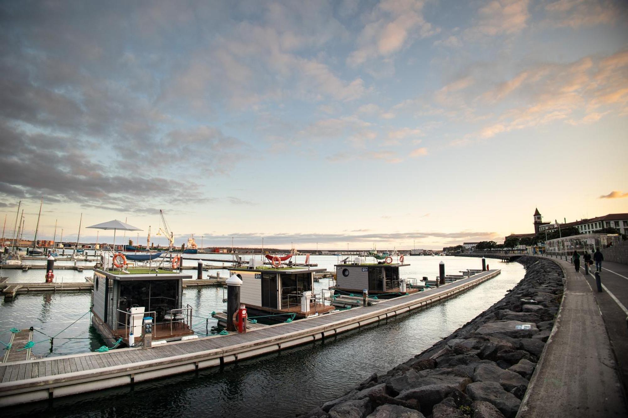 The Homeboat Company Ponta Delgada-Acores Luaran gambar