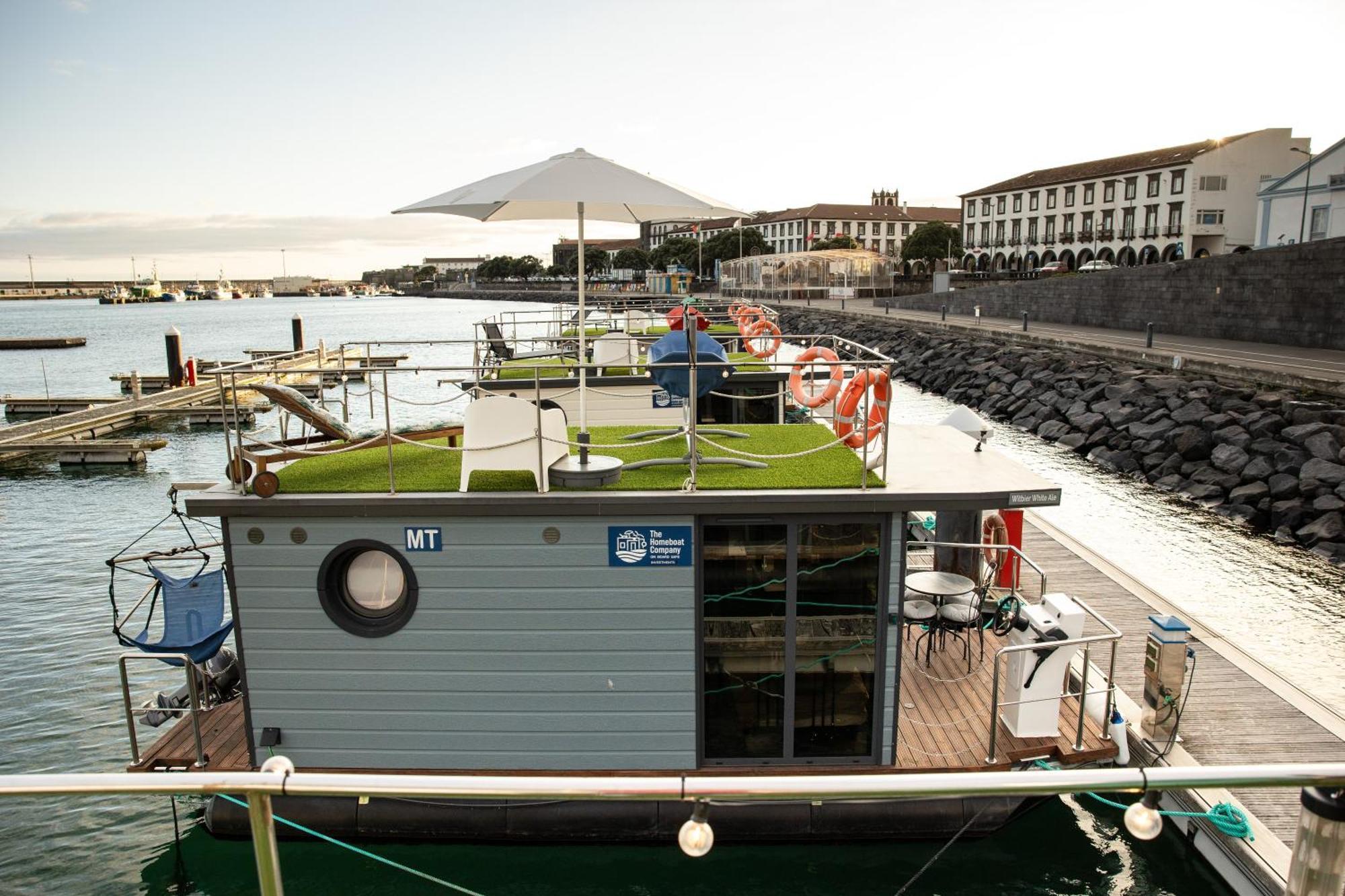 The Homeboat Company Ponta Delgada-Acores Luaran gambar