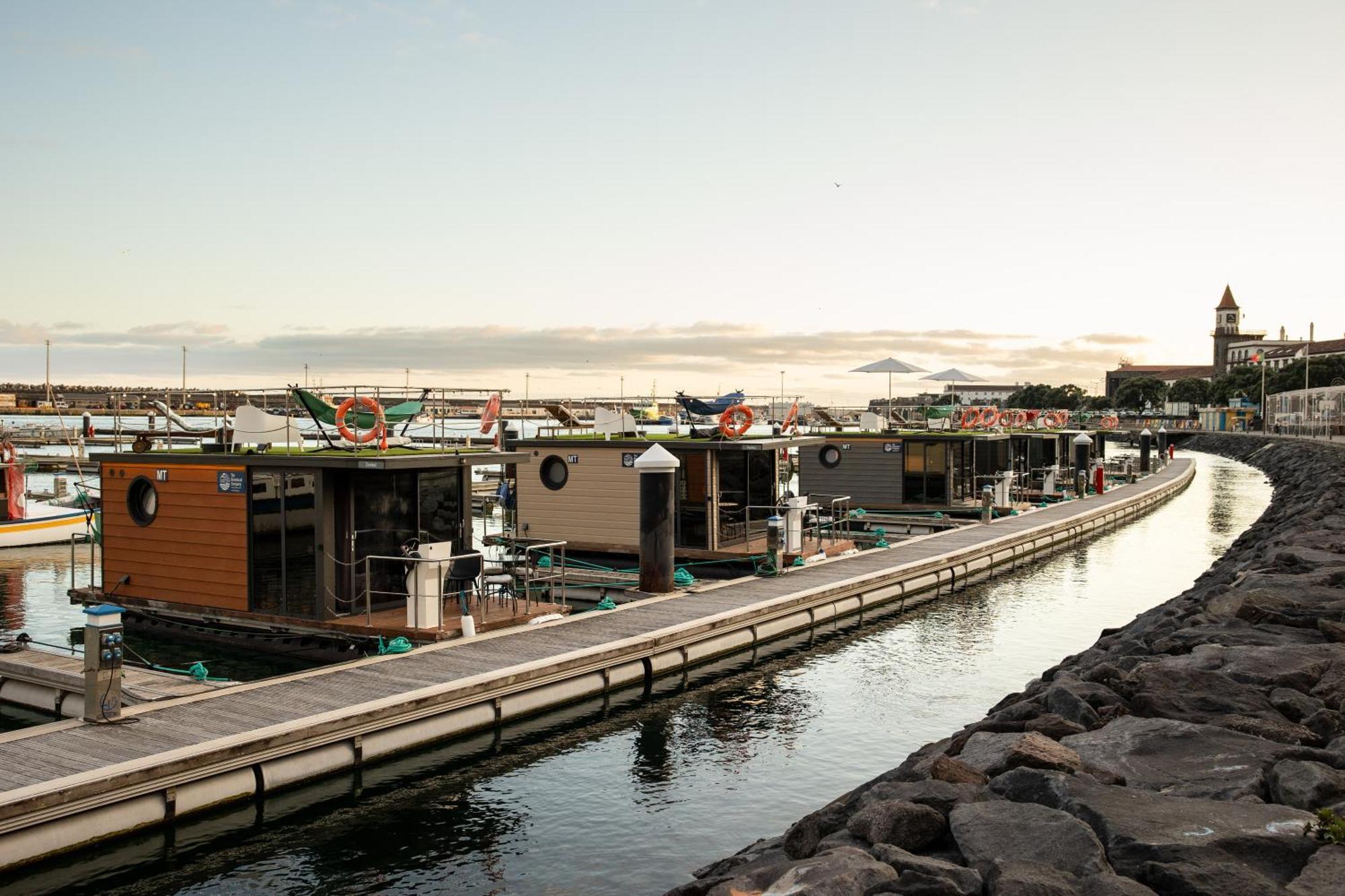 The Homeboat Company Ponta Delgada-Acores Luaran gambar
